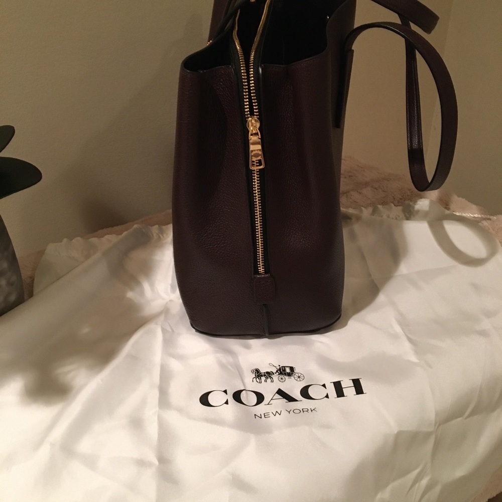 Coach Charlie Carryall 40 very large handbag - Picture 9 of 9